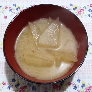 丸大根で作るお味噌汁★